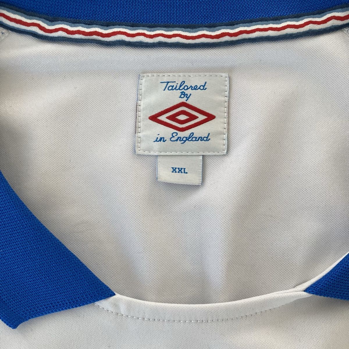 Umbro Canottiere & Pantaloni: England 2010 Trainingshirt Umbro – Usato da Bern venduto da bur_033 2