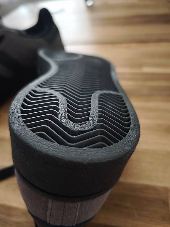 Scarpe da uomo: Neuwertige Adidas Campus 42 2/3 – Usato da Schwyz venduto da Seller358 3