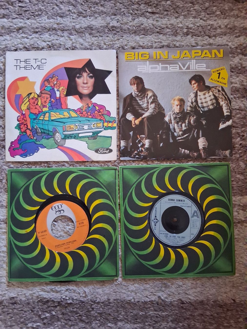 Schallplatten: Vinyles 45 tours 4 pièces Alphaville etc.. – Gebraucht aus Aigle von Marcagapit