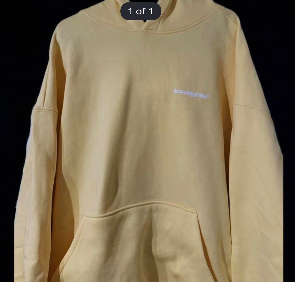 Maglioni & Felpe: Low Lights Hoodie size M – Usato da Felben-Wellhausen venduto da fil_98f9