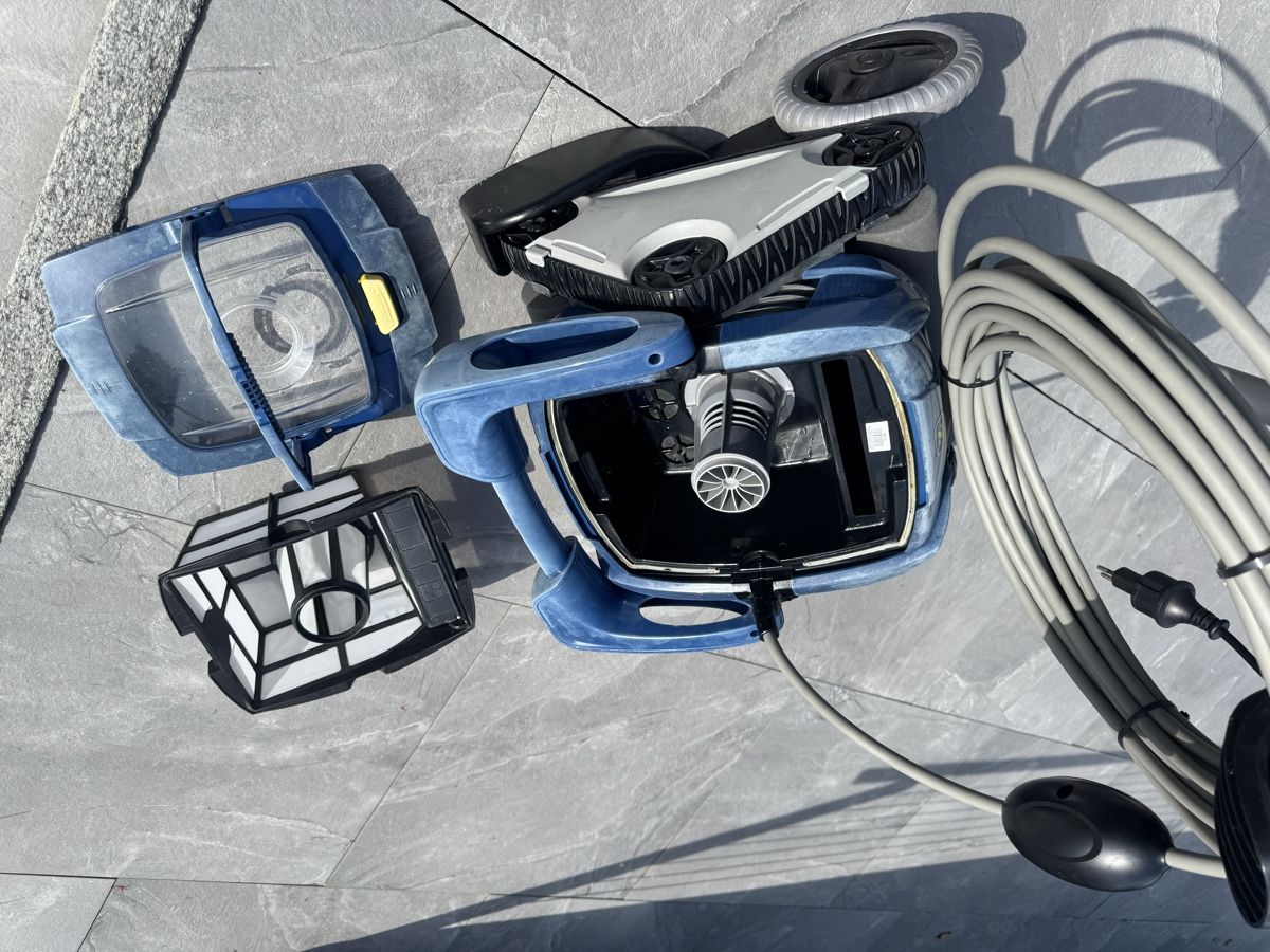 Accessoires de piscine: Zodiac Cyclonx Pro RC4402 Poolroboter – D'occasion à Horriwil par kreidlerkari 4