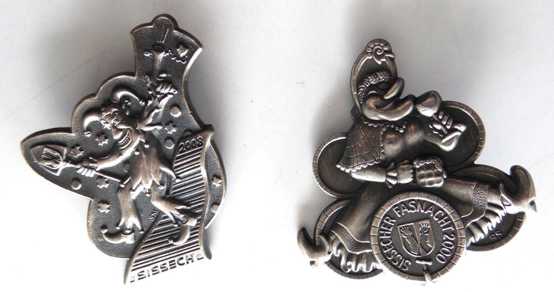 Placchette & Badge: Fasnachtsplaketten Sissach 2000,08 Silber – Usato da Aesch BL venduto da Kauri1