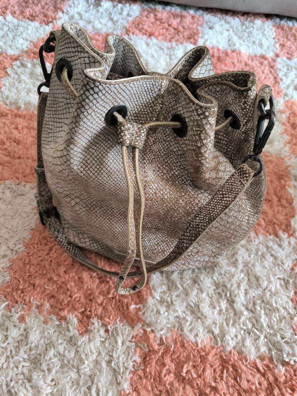 Liebeskind Borse da donna: Liebeskind Beuteltasche – Usato da St. Gallen venduto da rebrocken 1