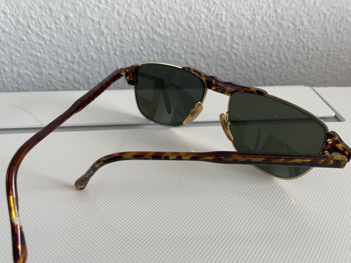 Occhiali & Lenti: Sonnenbrille – Usato da Münchenstein venduto da Kapris 2