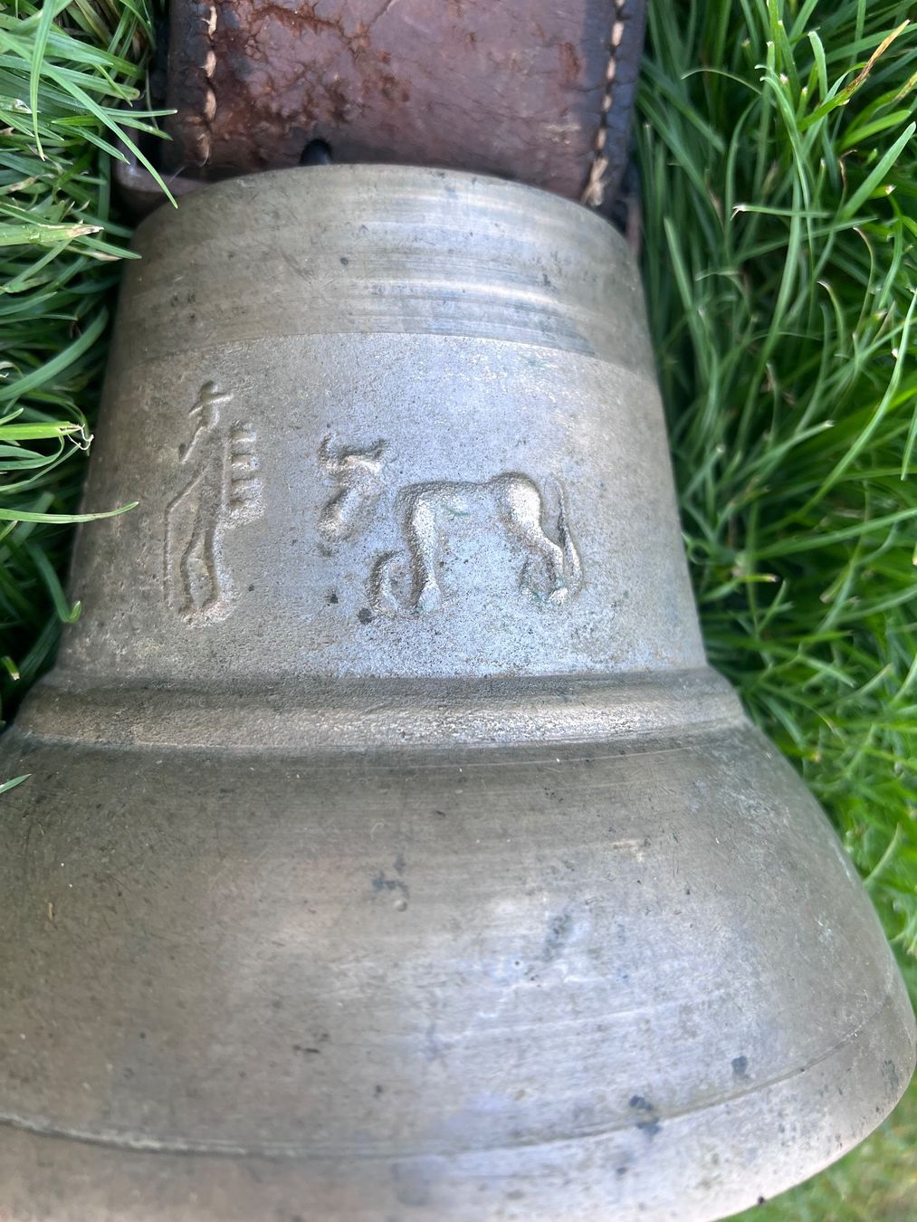 Campanacci mucche: Schwere Glocke..Chue und Hirt – Usato da Steckborn venduto da Holiday66 1