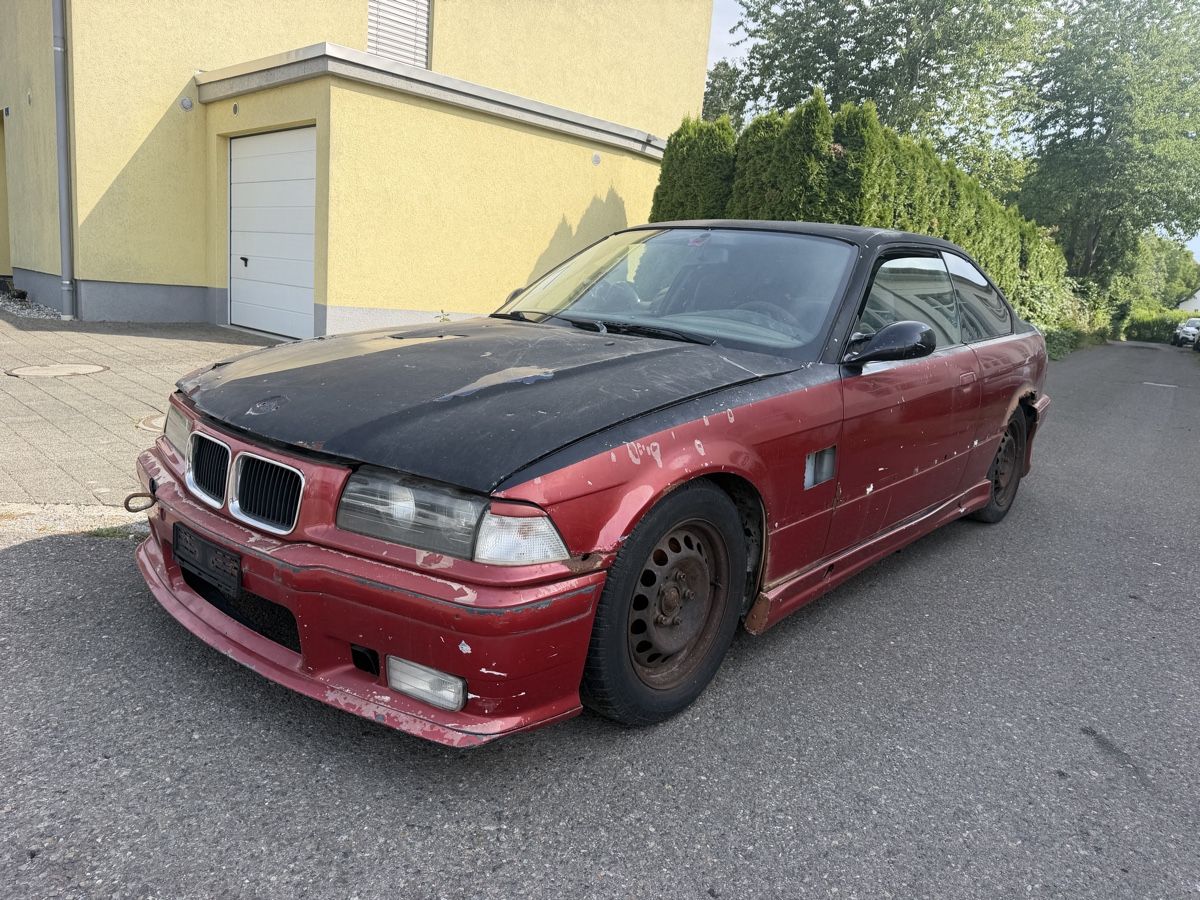 BMW Autos: Bmw 325 i Benzin  – Gebraucht aus Amriswil von Autocent 6