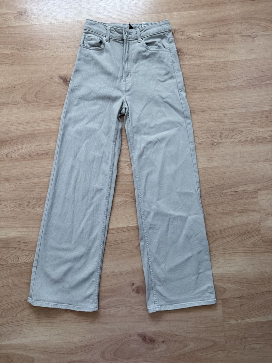 H&M Jeans: H&M Jeans hellgrau Gr. 36 – Nuovo (secondo la descrizione) da Rotkreuz venduto da tha_lb6g