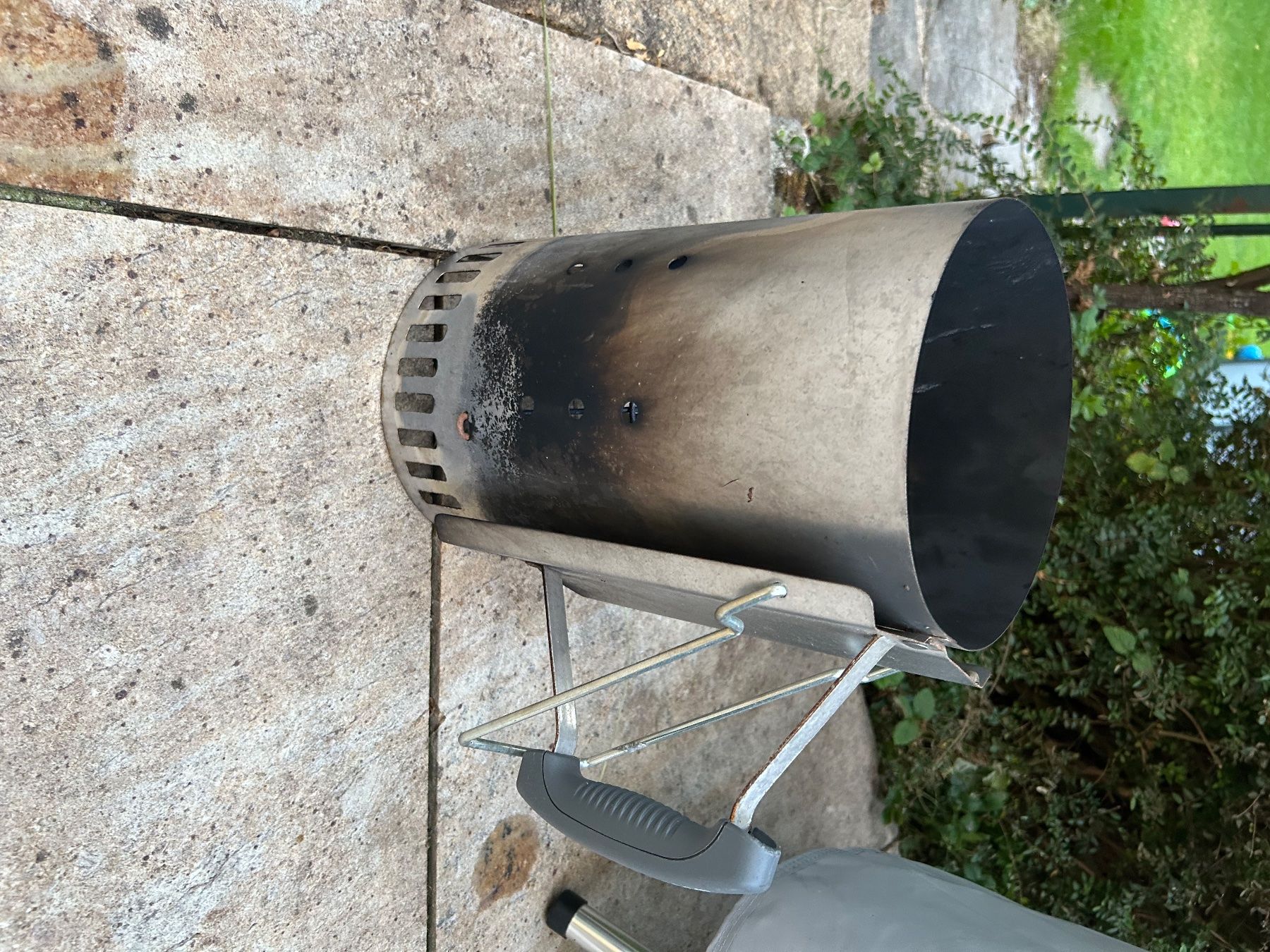 Grills: Weber Holzkohlegrill inkl. Kohleanzünder und Abdeckung – Gebraucht aus Basel von marcvo 5