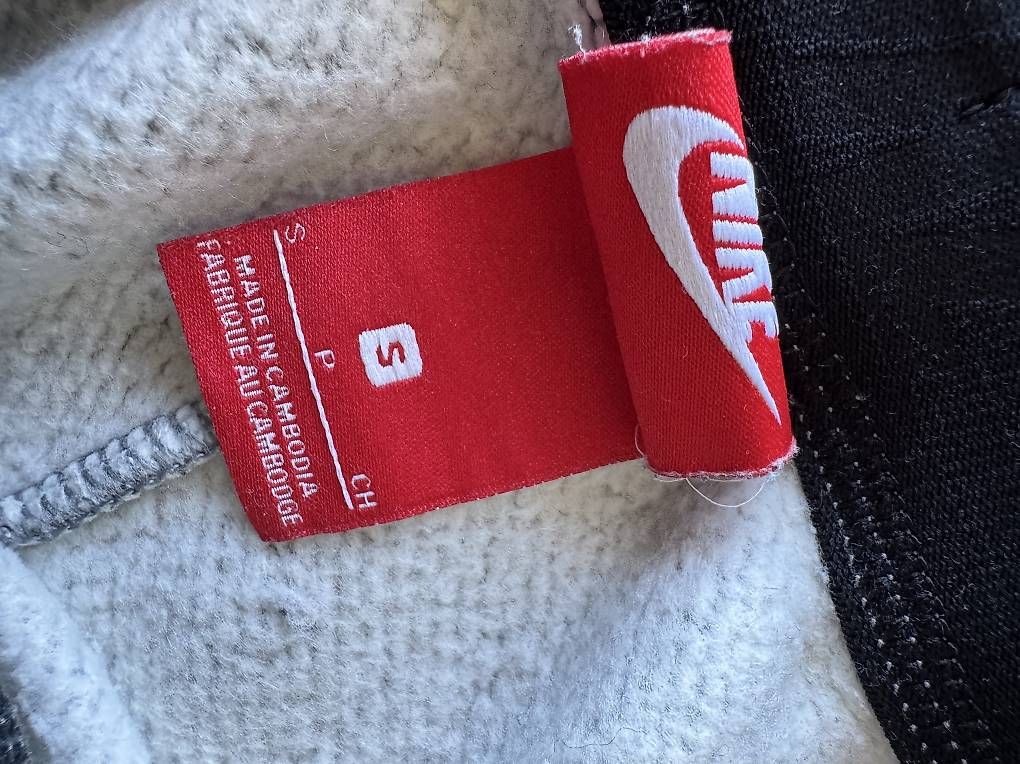 Pantaloni: Nike Jogginghose Grau Gr. S – Usato da Kreuzlingen venduto da 7de_922d 2