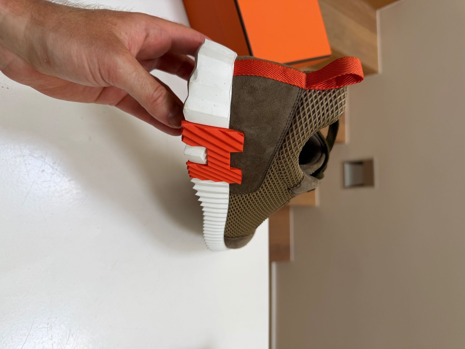 Hermès Chaussures hommes: Hermes Bouncing Sneaker (42) – D'occasion à Zürich par Falconking 1