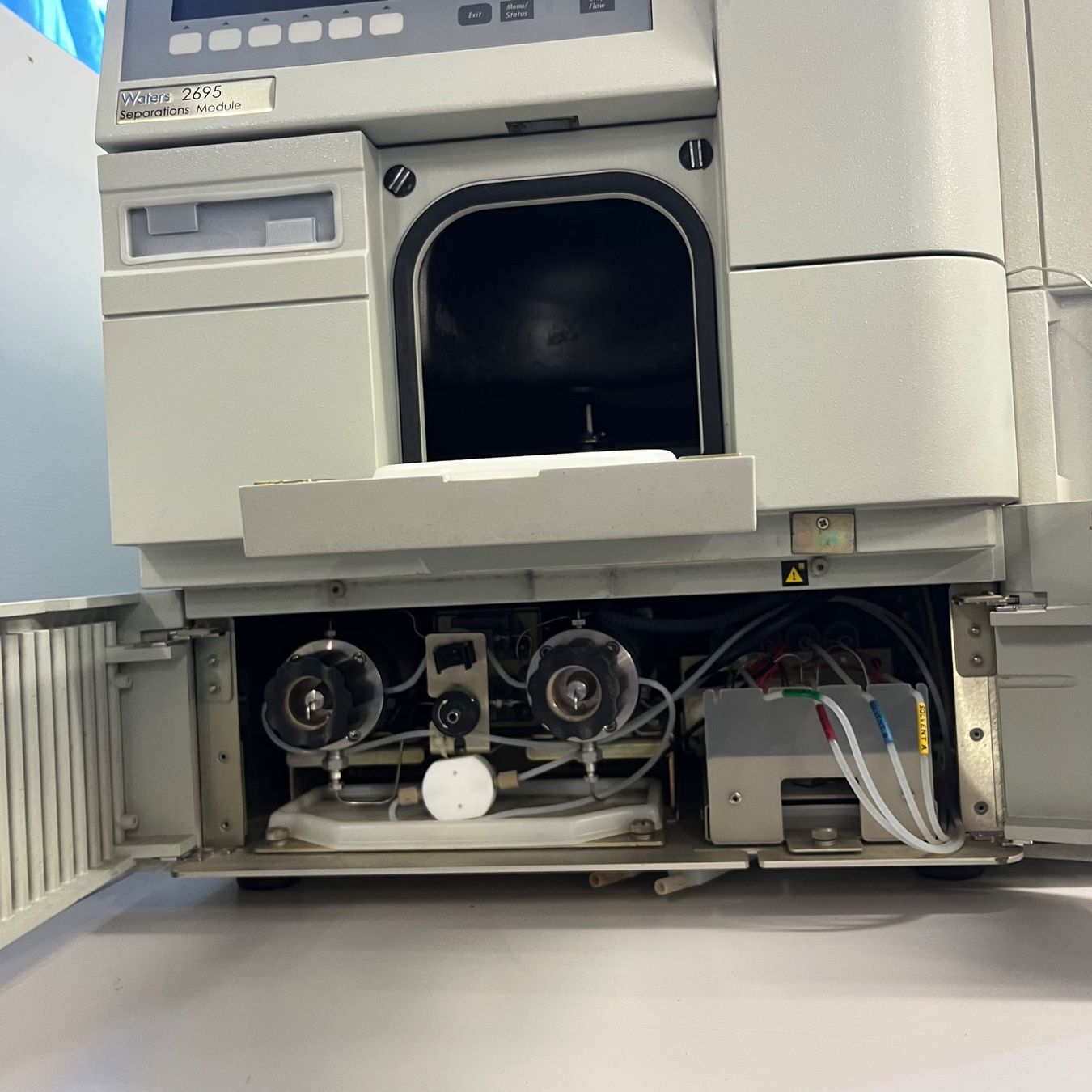 Accessori da laboratorio: Waters Alliance 2695 Separation Module – Usato da Niederdorf venduto da LeptonAG_Labor 1