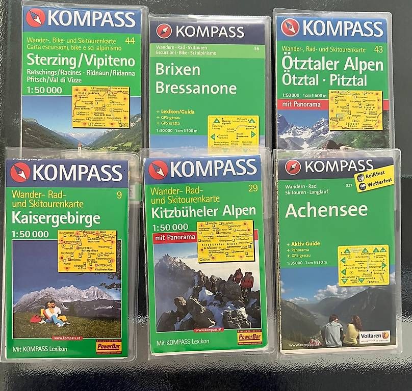 Cartine & Atlanti: Kompass Wanderkarten mit Aktiv Guide – Usato da Allschwil venduto da Hesch13