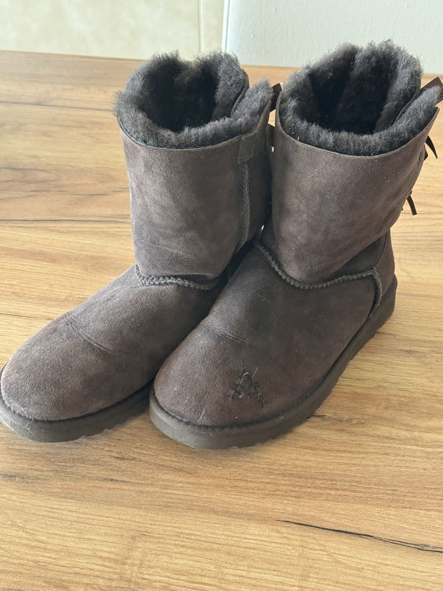 Ugg Scarpe da donna: UGG Bailey bow  – Usato da Ursy venduto da Martha_Laure 1