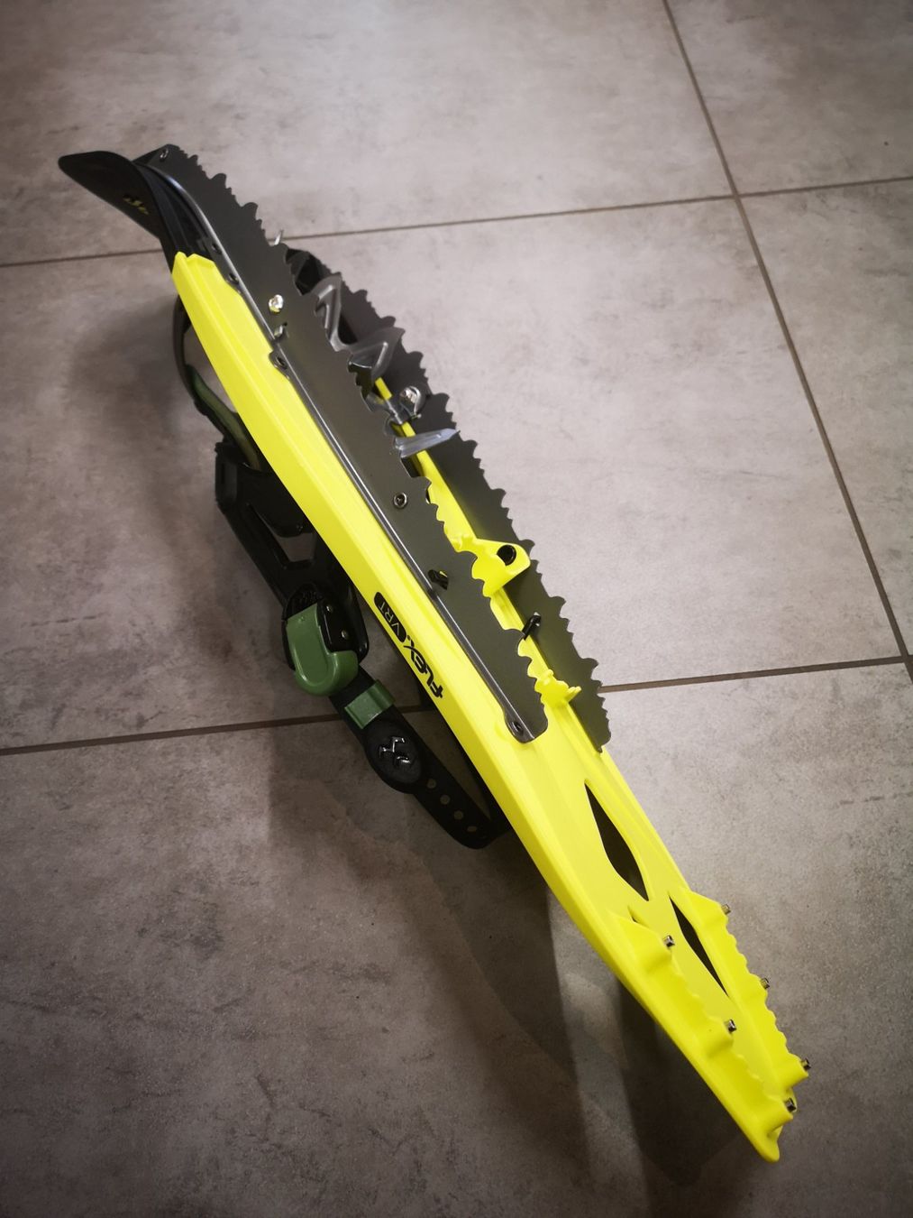 Scarpe da uomo: Schneeschuhe Tubbs Flex VRT 25 – Nuovo e nell'imballaggio originale da Scuol venduto da Marco-Sport-Scuol 3