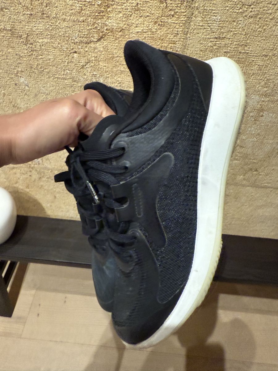 Scarpe da donna: Lululemon sneakers  – Usato da Neuchâtel venduto da ClosetSwap 3
