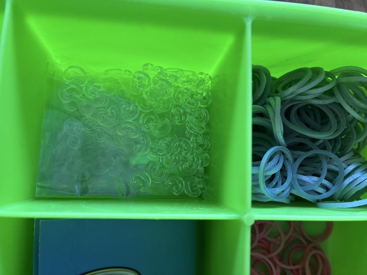 Kits de loisir créatif: Rainbow Loom Set – D'occasion à Zürich par Sylvie0011 3