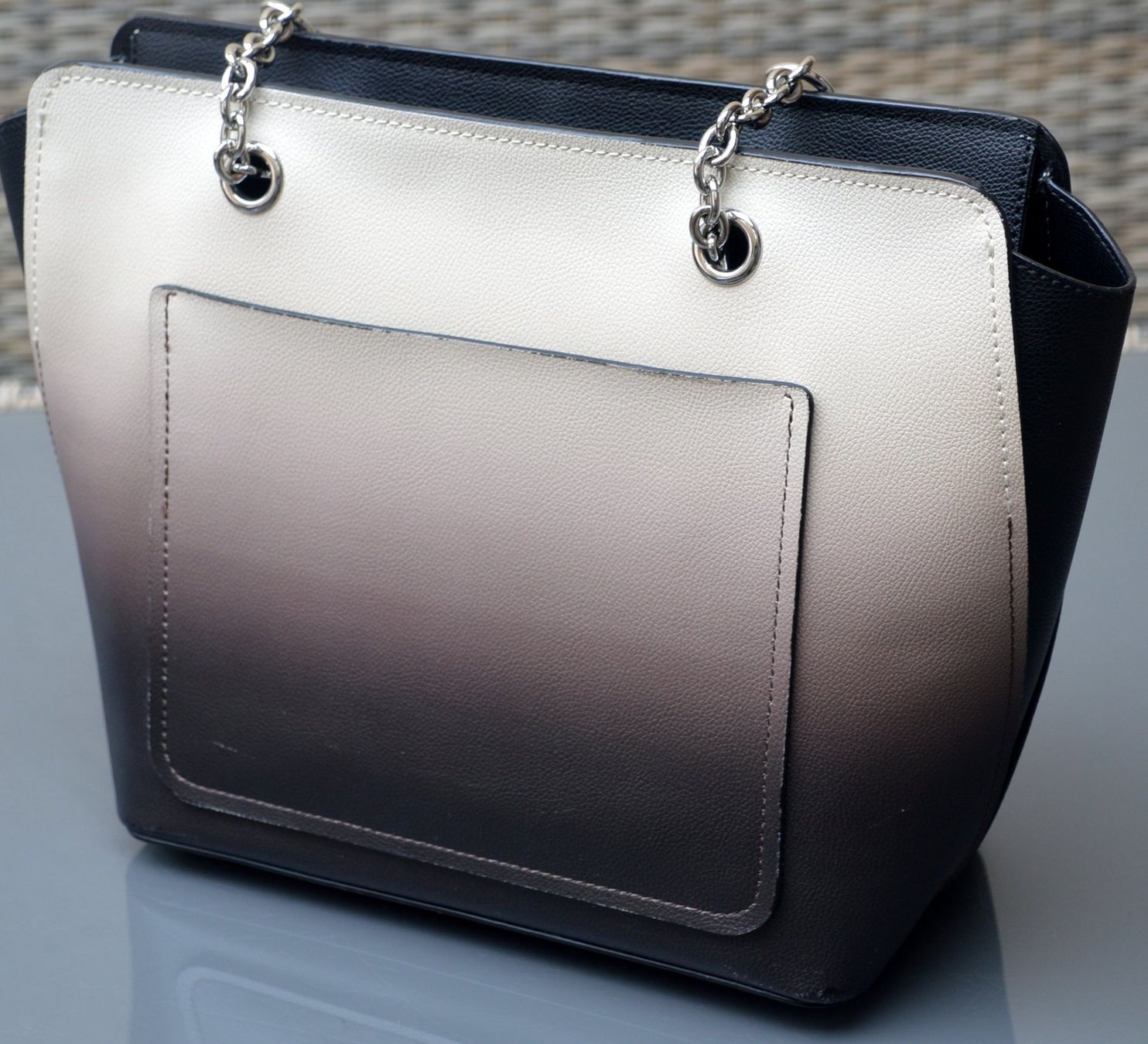 Calvin Klein Borse da donna: Tasche Calvin Klein schopper sac – Usato da Collonges venduto da Auganien 5
