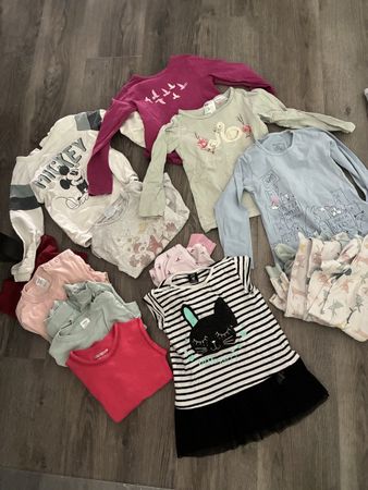 Mädchen Kleiderpaket Grösse 104