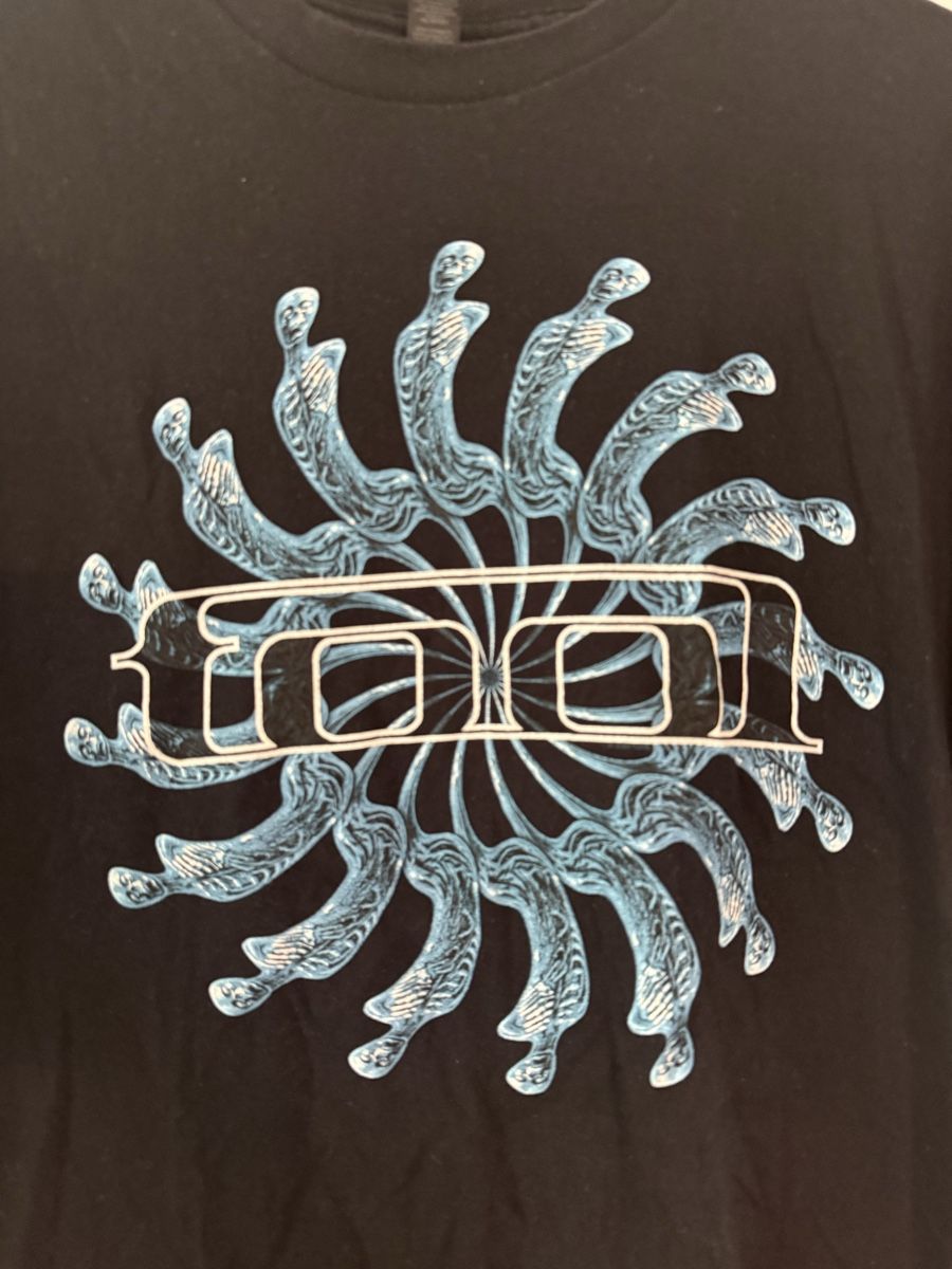 T-shirts: Tool Band Tshirt – D'occasion à Glattpark(Opfikon) par Sonyc 1