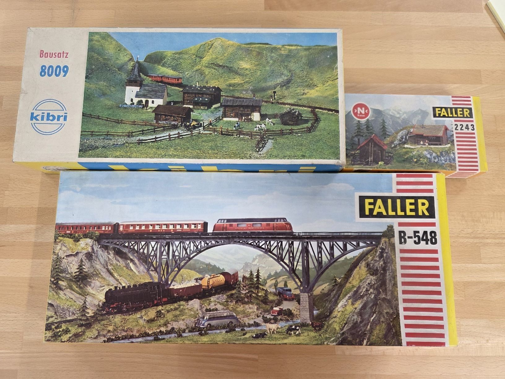 Faller Trains électriques: Faller Kibri Bausätze – D'occasion à Ried (Muotathal) par Modellbahn.swiss