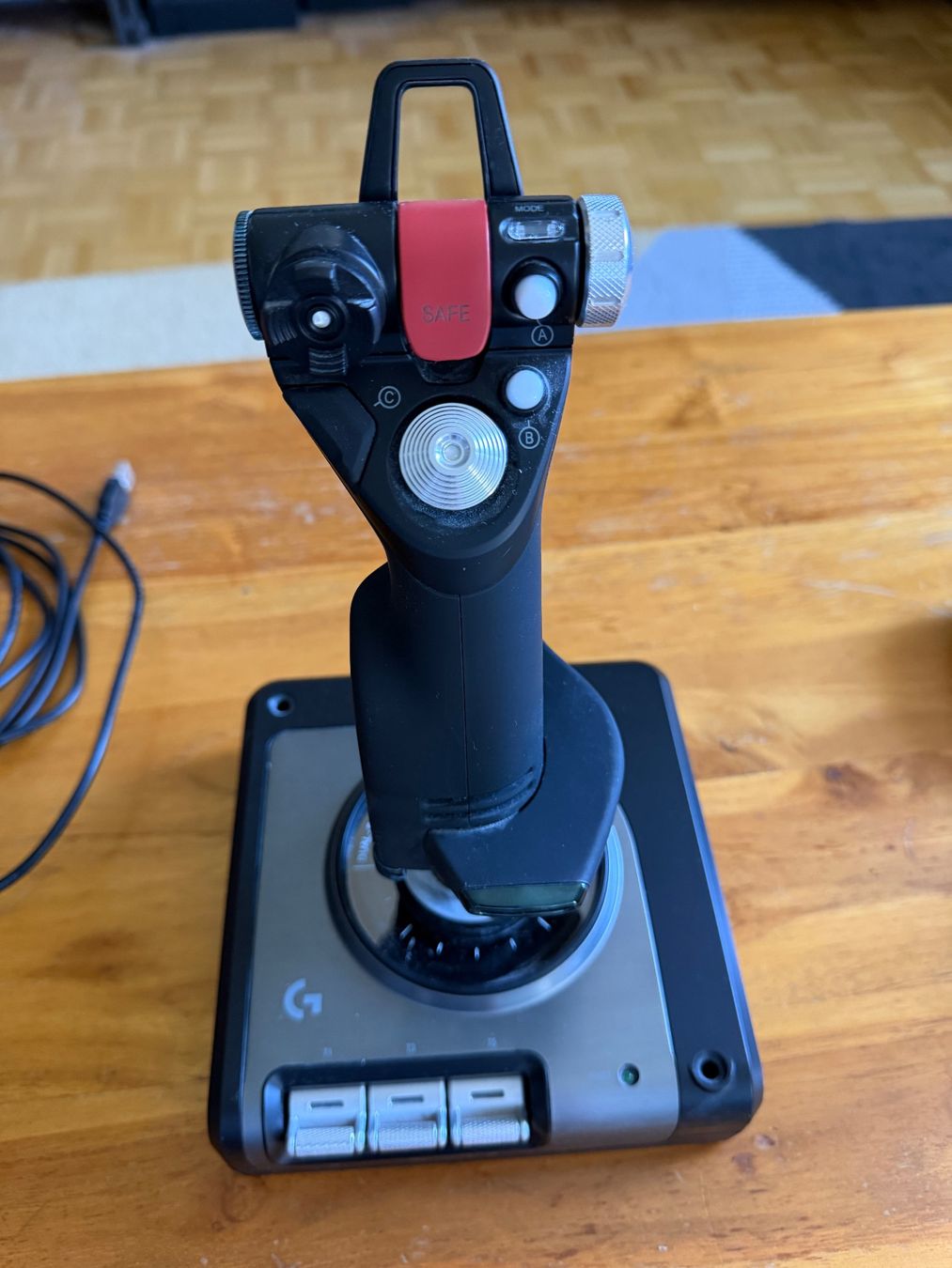 Logitech Controller: Logitech X52 Professional Flight System HOTAS – Gebraucht aus Winterthur von V3N0M 2