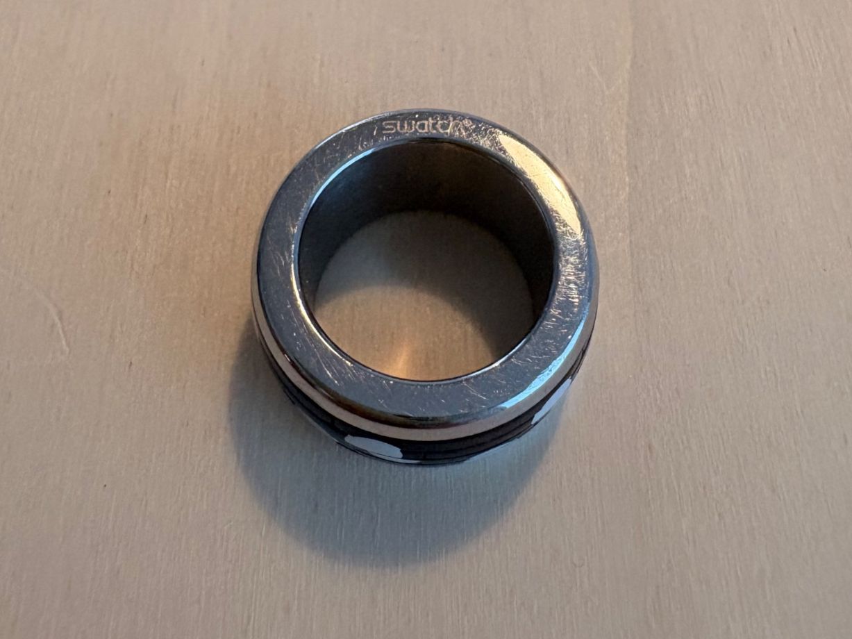 Swatch Anelli: Swatch Ring im Dot Look - verstellbare Elemente – Usato da Bern venduto da Pepper21 3