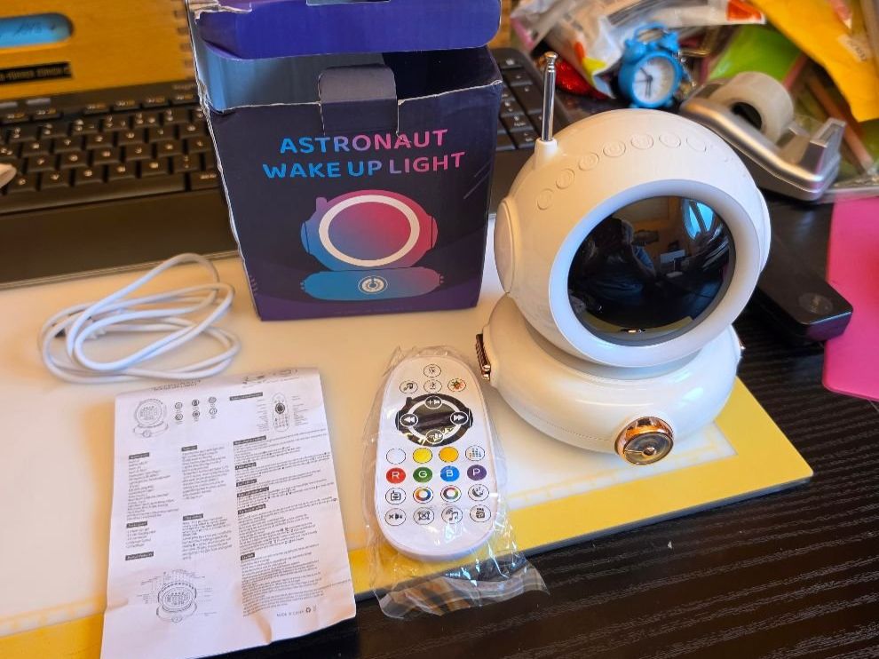 Réveils: ASTRONAUT WAKE UP LIGHT – Neuf avec emballage d'origine à Dintikon par bonita099 3