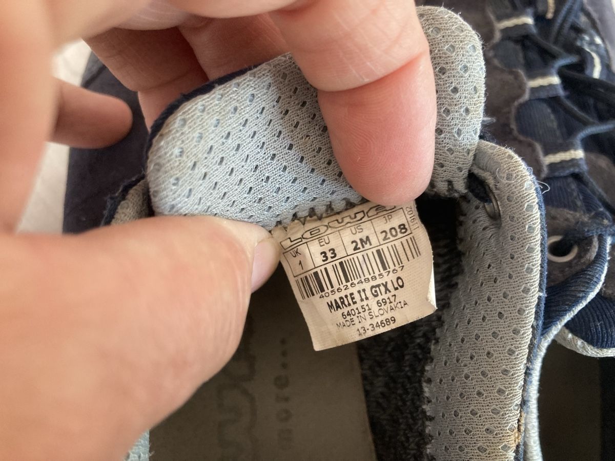 Lowa Schuhe für Mädchen: Trekkingschuh Lowa 33 – Gebraucht aus Amden von Karplusan 3