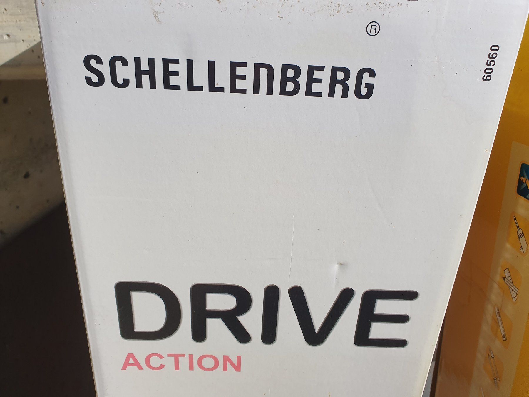 Autre matériel électrique: 2x Schellenberg DRIVE ACTION Garagentorantrieb – D'occasion à Oberstammheim par iumb 5