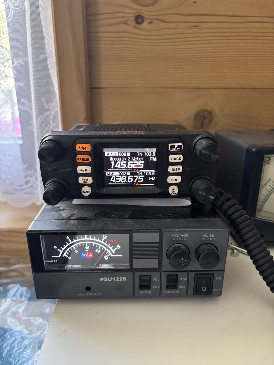 Yaesu Radiocomunicazione: Yaesu FTM 300 inkl. PSU12228 – Usato da Randa venduto da drager1987