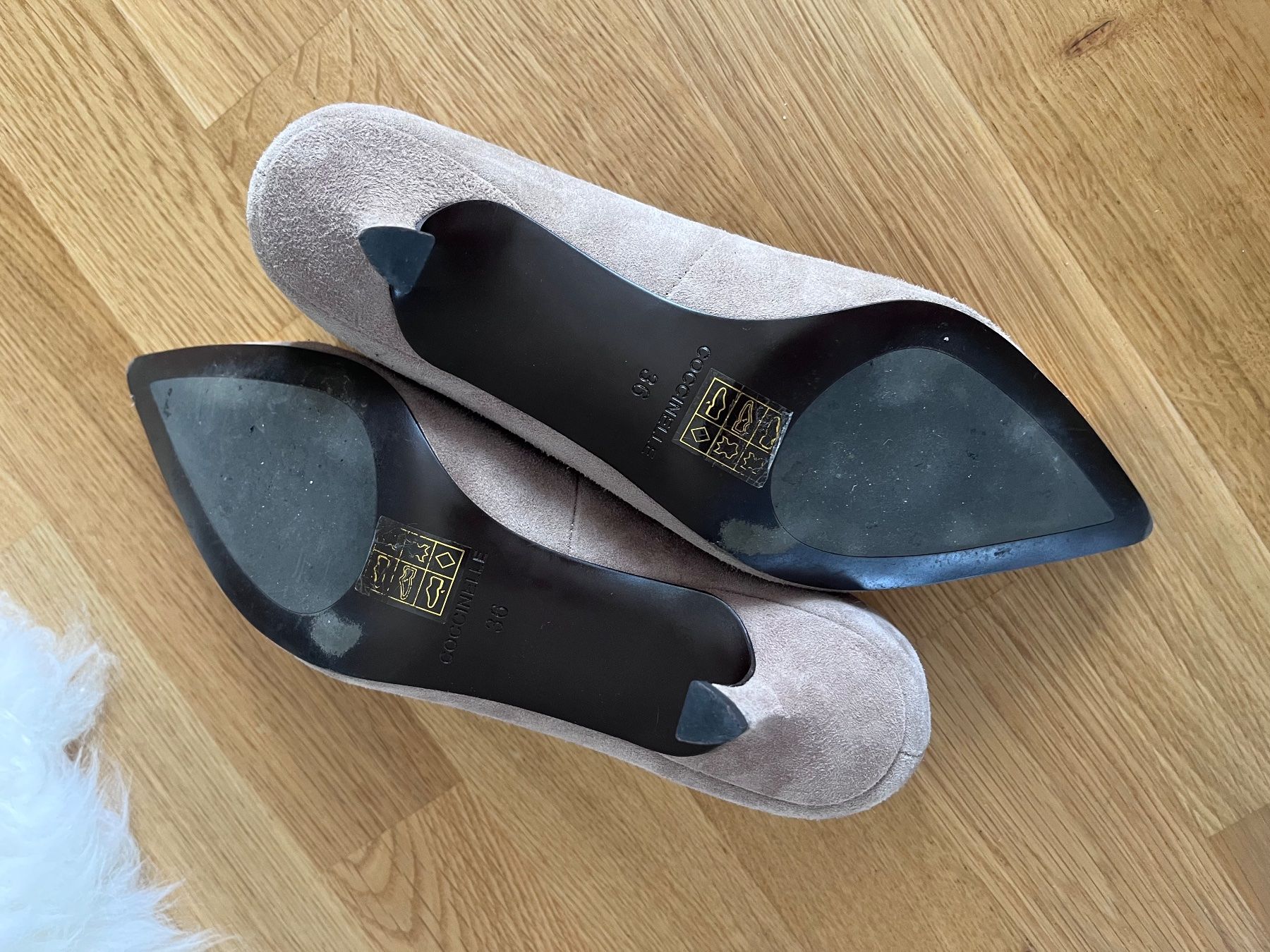 Coccinelle Scarpe da donna: Coccinelle Pumps Gr. 36 Veloursleder – Usato da Arbon venduto da chu_s85c 2
