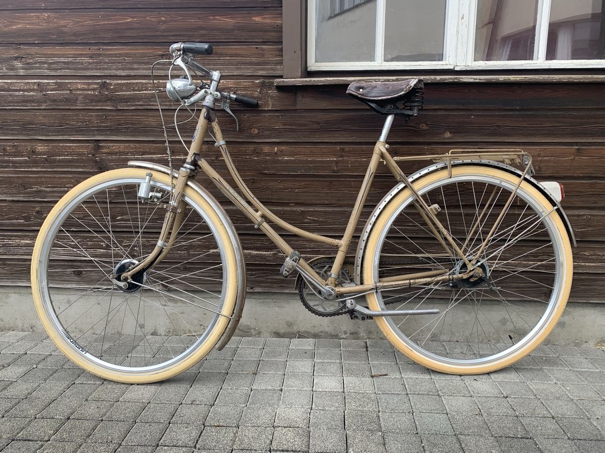 Condor Biciclette: Klassisches Condor Damenvelo, Rahmengrösse 52 – Usato da Lenzburg venduto da dbr_hf8w