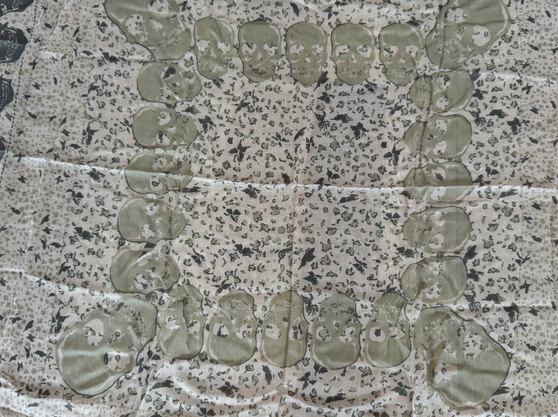 Zadig & Voltaire Foulard & Sciarpe: Zadig & Voltaire Schal – Nuovo (secondo la descrizione) da Kilchberg ZH venduto da Naori12 7