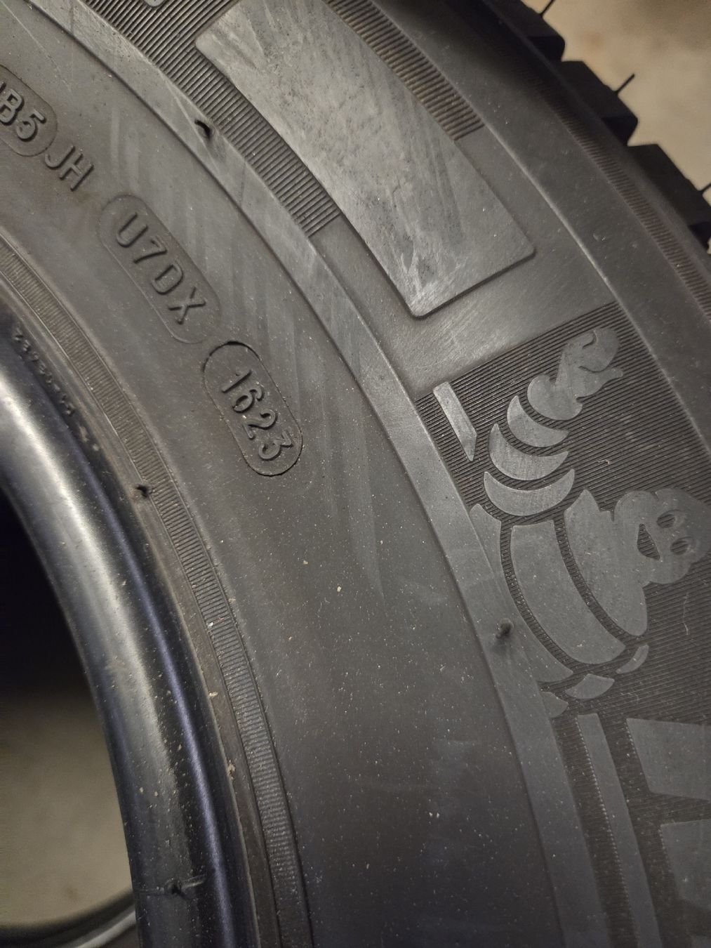 Pneumatici & Ruote complete: Michelin Transporterreifen – Usato da Obfelden venduto da haech2011 1