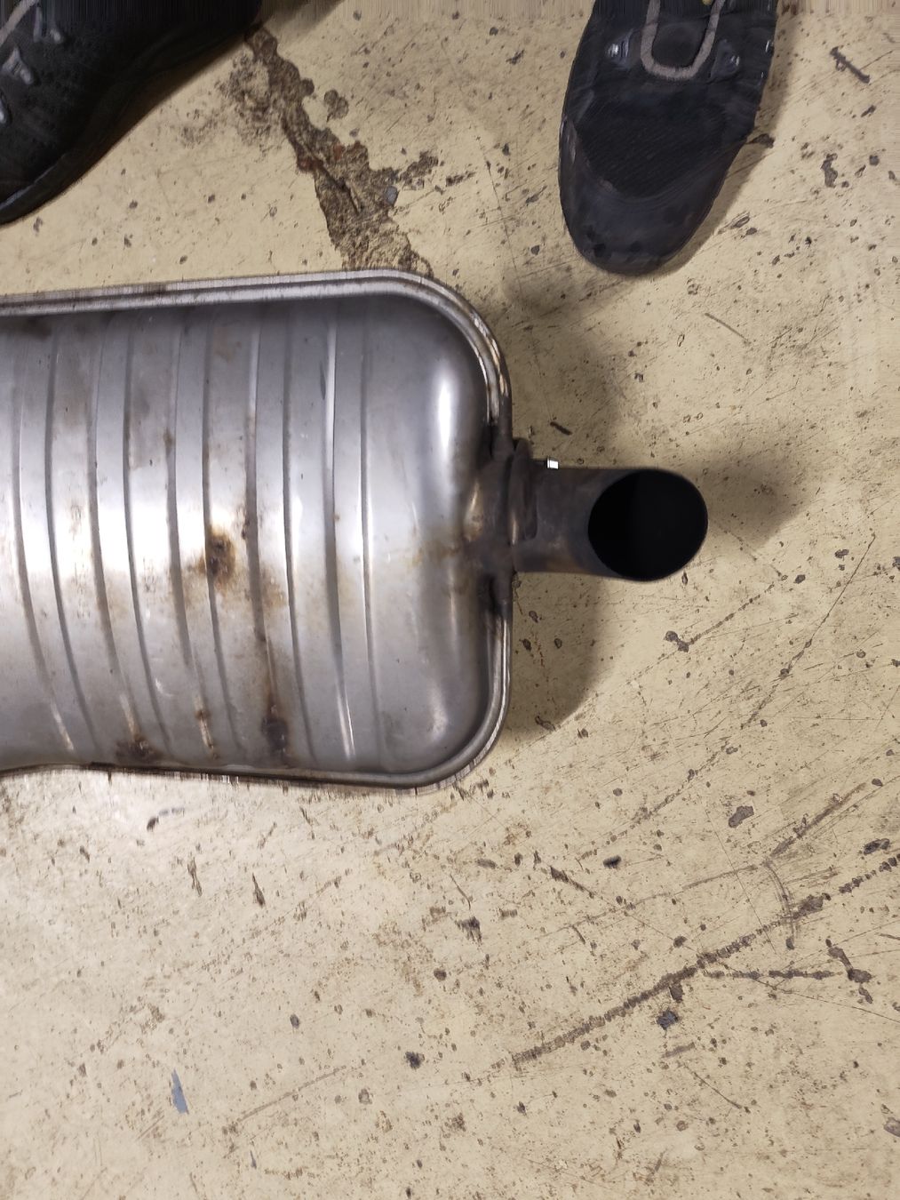 BMW Échappements: Auspuff Endschalldämpfer BMW e46 318d – D'occasion à Staad SG par McFrenzi 3