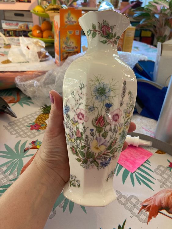 Vase fleurs anglais Wild Tudor Aynsley Kaufen auf Ricardo
