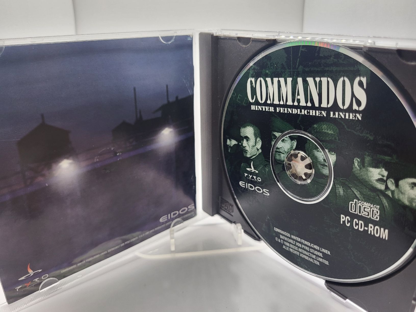 Giochi: Commandos: Derrière les Lignes Ennemies - PC CD-ROM – Usato da Conthey venduto da Th3gr4yf0x 2