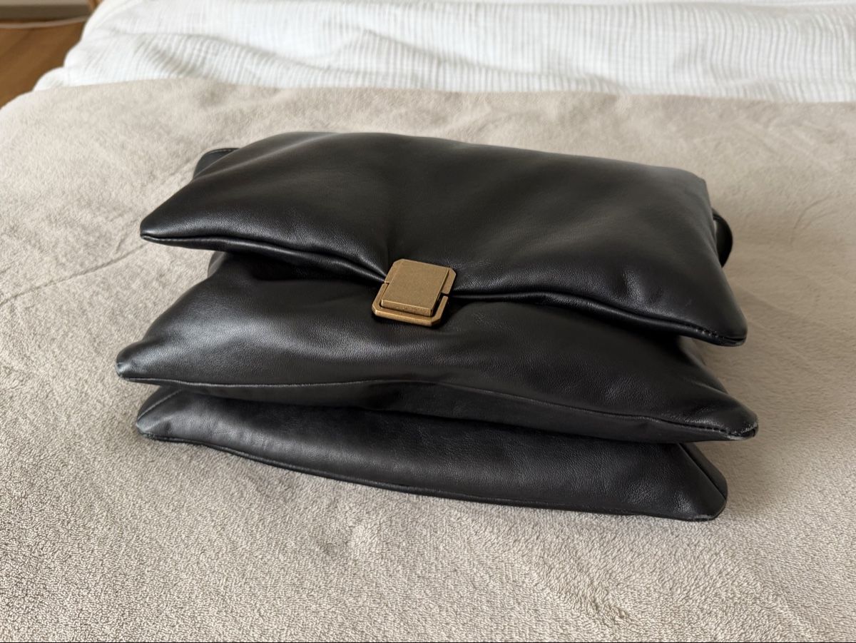 Massimo Dutti Sacs femmes: Ledertasche Massimo Dutti – D'occasion à Kloten par preloved9 2