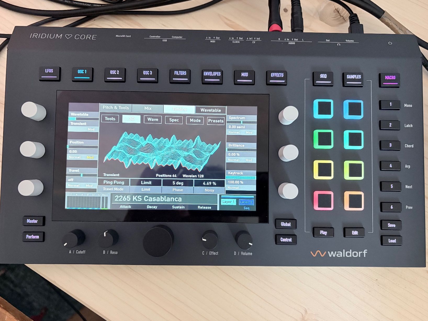 Waldorf Strumenti musicali: Waldorf Iridium Core – Usato da Savigny venduto da LGR101