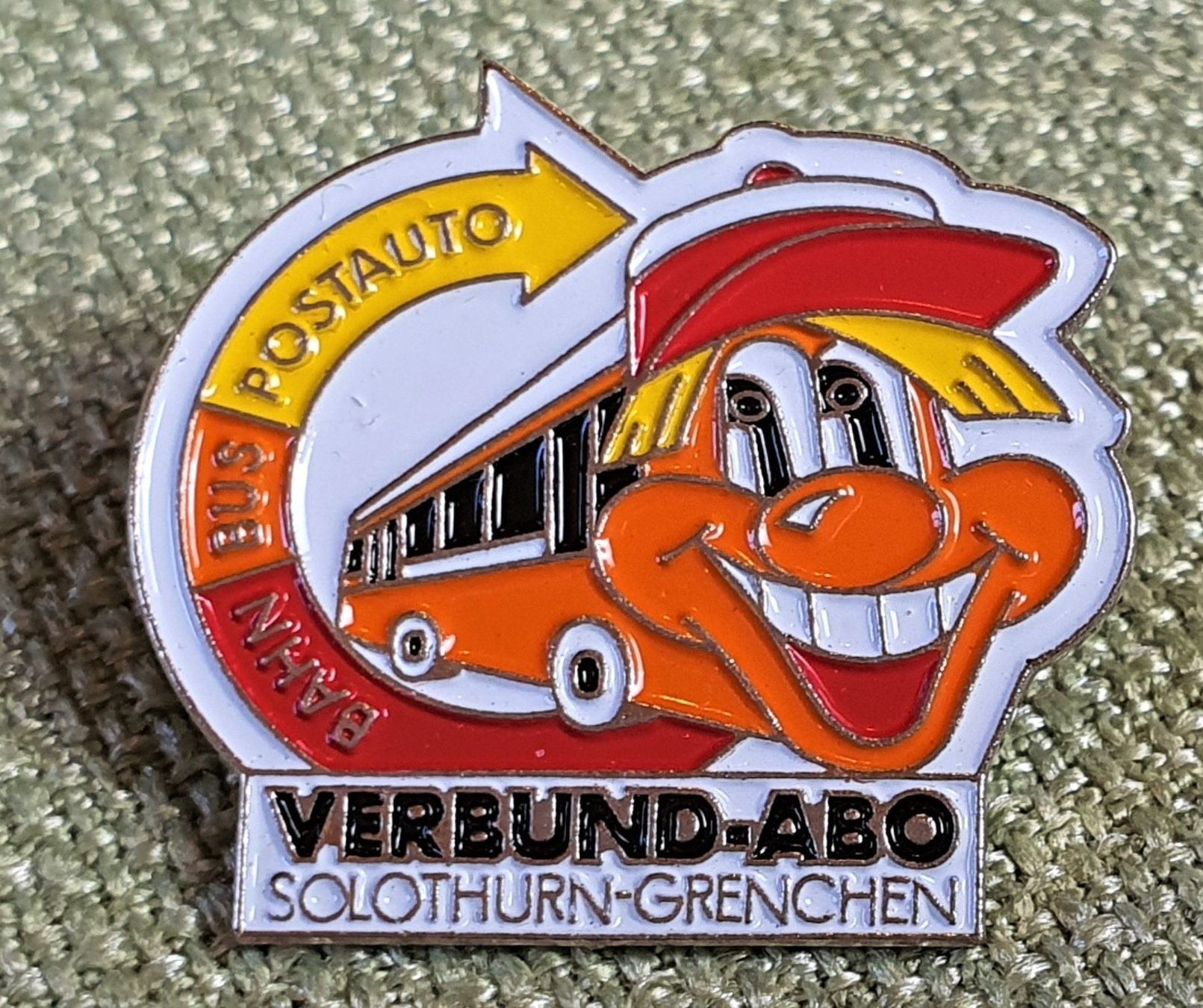 Pins: B277 - Pin Bahn Bus Postauto Solothurn - – Gebraucht aus Reinach BL von Boston-Verkauf