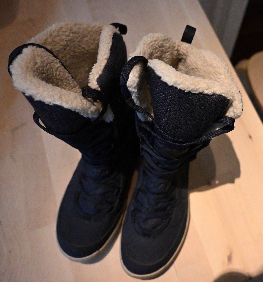 Decathlon Scarpe da donna: Winterschuhe Damen 38 – Usato da Steffisburg venduto da AppOffDotCom 1