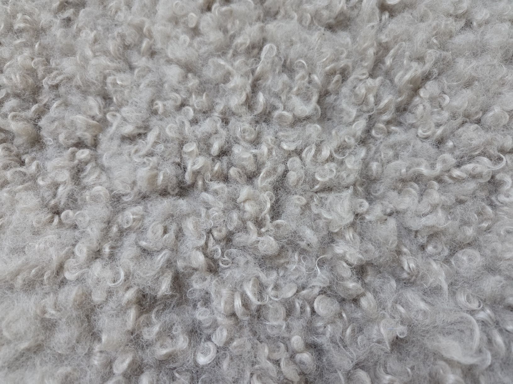 Tapis: Kunstfell - wie neu – D'occasion à Rothenburg par A 1