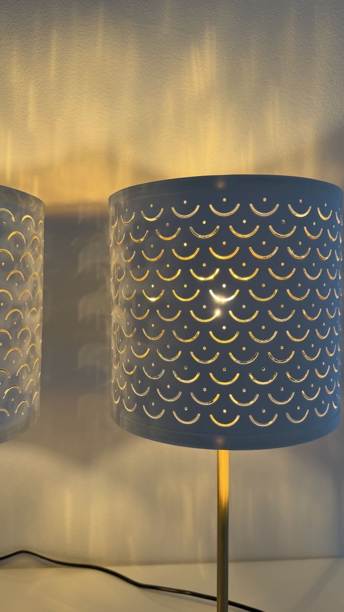 Ikea Lampade: IKEA Zwei Nachttischlampen – Usato da Kriens venduto da kyvels 2