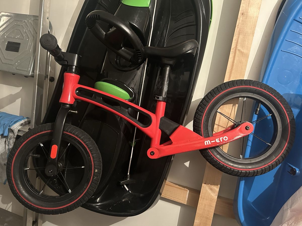 Micro Véhicules pour enfants: Kinder Laufrad Micro – D'occasion à Schwarzenbach SG par Steal84