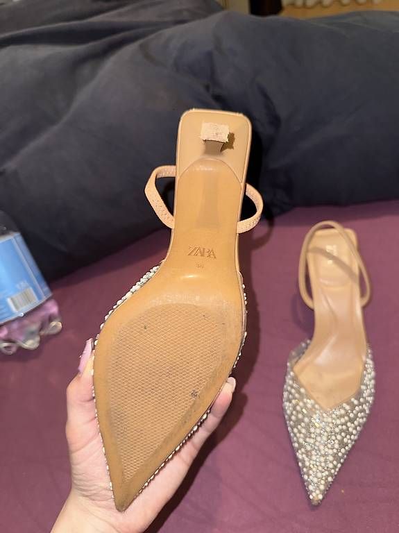 Scarpe da donna: Tacchi Zara  – Usato da Gorduno venduto da deesssiree 2
