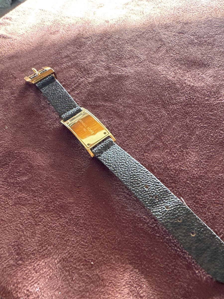 Michael Kors Bracciali & Braccialetti: Michael Kors Armband – Usato da Vezia venduto da sidu03