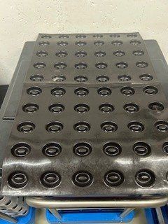 Teglie da forno: Flexipan 1080 Mini Oval Savarins – Usato da Evilard venduto da inf_9ff9 1