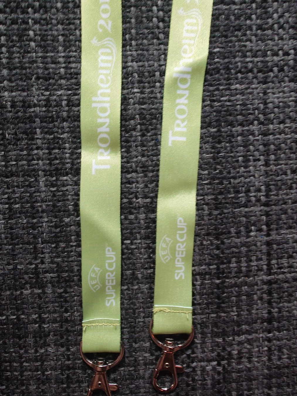 UEFA Placchette & Badge: UEFA Supercup 2016 Trondheim Lanyard/Tour de Cou – Usato da Genève venduto da arnoo 1