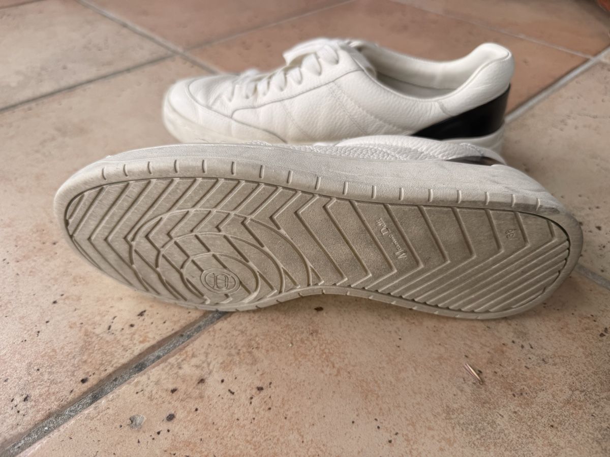 Massimo Dutti Chaussures femmes: Baskets Massimo Dutti cuir blanc T38 – D'occasion à Monnaz par MDVintage 3