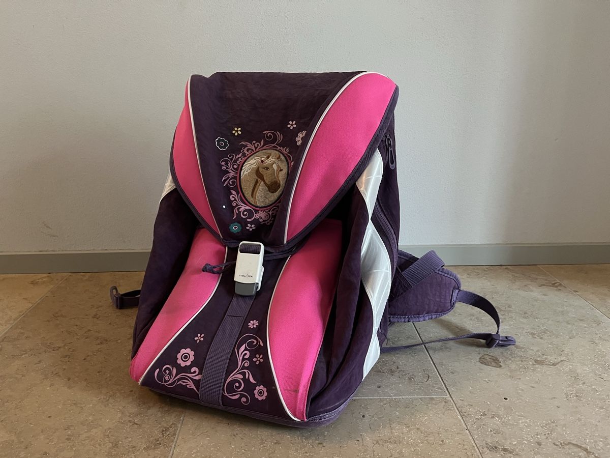 Kindertaschen: Schulthek Schulrucksack  – Gebraucht aus Zürich von aijma 4